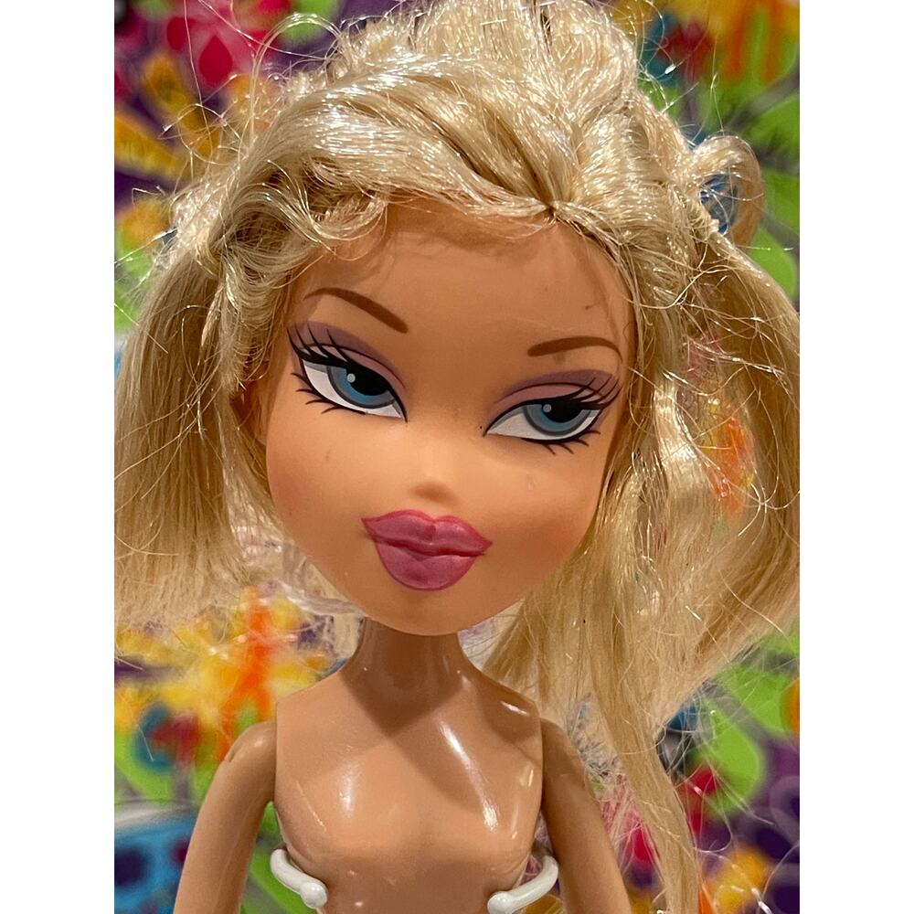 Bratz Cloe Doll Haircut Lot #15 Nude Fashion Doll Only #17